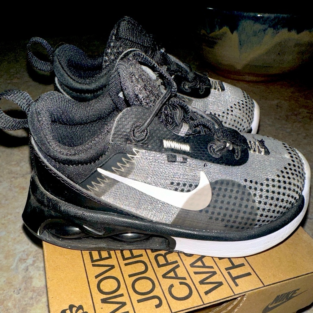 Nike Air Max Size 5c